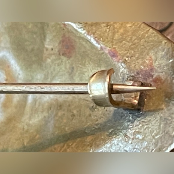 Frost Workshops Arts & Crafts Hammered / Etched Brass Brooch c1910 RARE FIND ☺️ - Picture 10 of 12